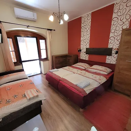 Korzo Guest house *